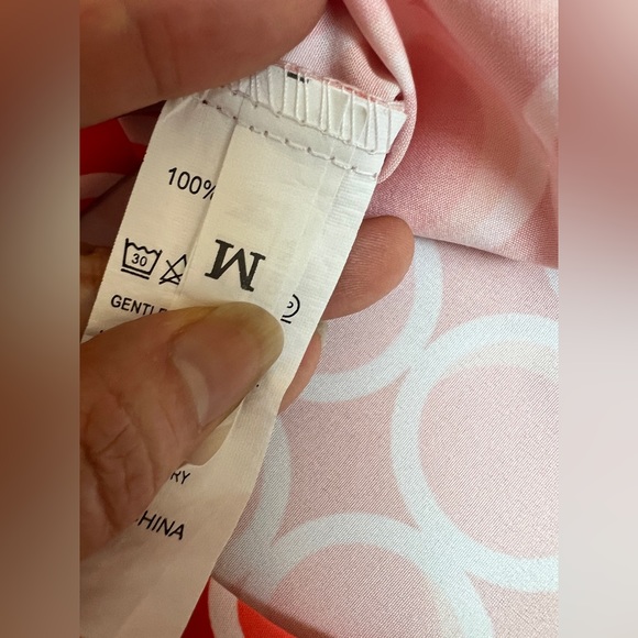 🧡 NWOT! Geometric Long Button Down Shirt - Picture 10 of 11